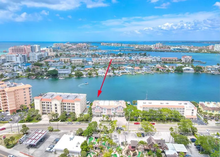 Bayway Luxury Waterfront Townhome & Pool *
