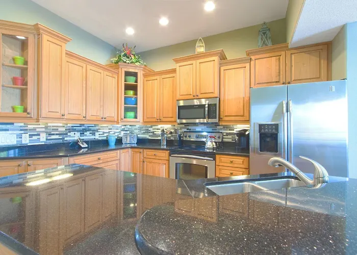 Bayway Luxury Waterfront Townhome & Pool * Clearwater Beach