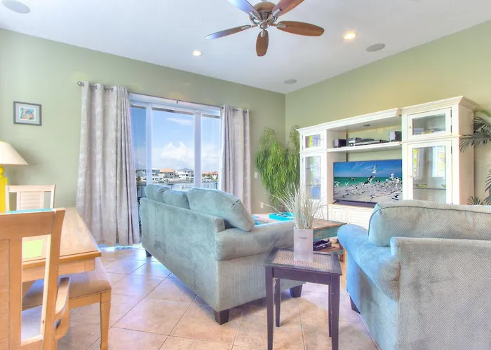Ferienhaus Bayway Luxury Waterfront Townhome & Pool *