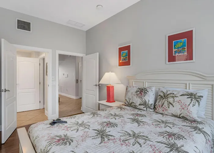 Bayway Luxury Waterfront Townhome & Pool *