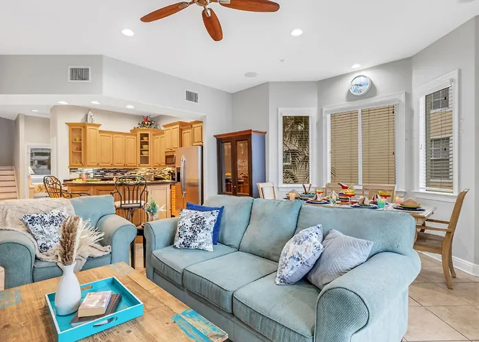 Bayway Luxury Waterfront Townhome & Pool Clearwater Beach