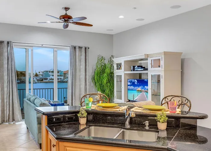 620 Bayway Unit 1 * Clearwater Beach